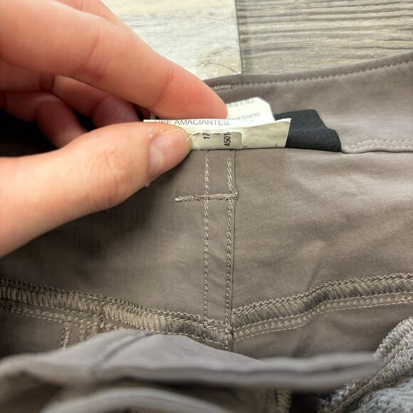 Under Armour Taupe Mens 32 Loose Heat Gear Hiking Athletic Shorts Polyester - Picture 5 of 11